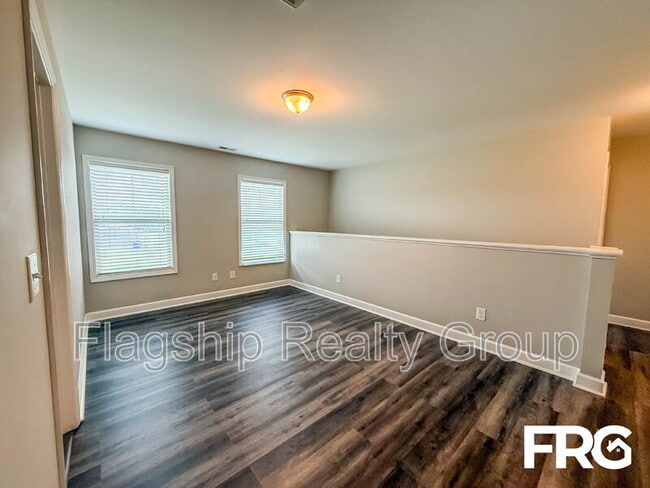 Building Photo - 1217 Teakwood Dr