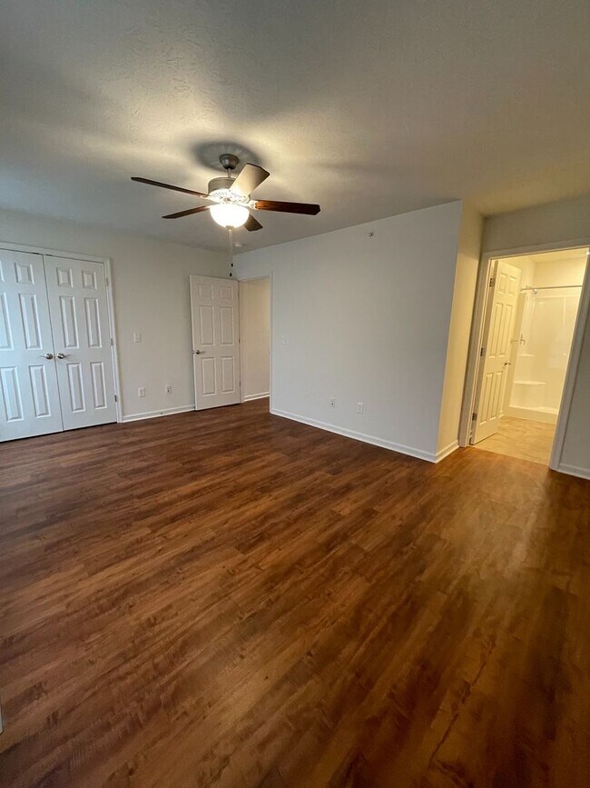 Building Photo - 2875 Congers Creek Rd