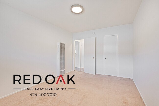 Building Photo - 6045 Whitsett Ave