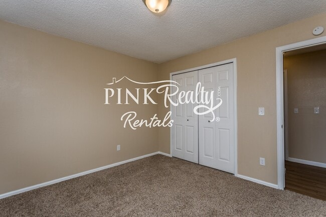 Building Photo - 8274 Caravel Dr