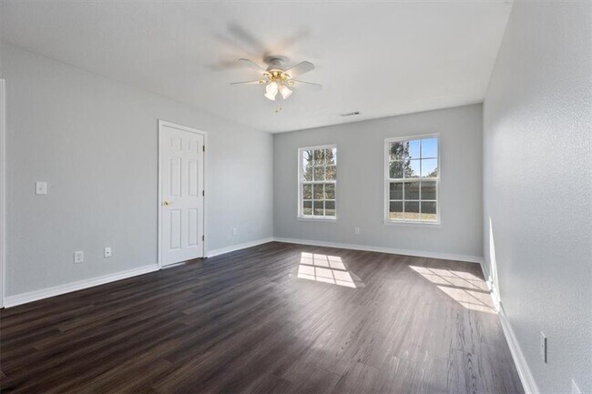 Building Photo - 2317 N Brandi Ave