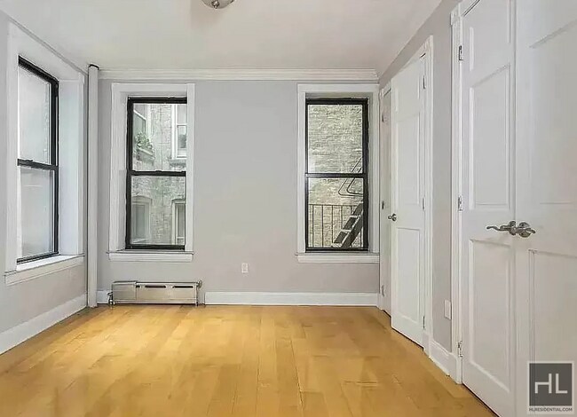 Building Photo - Bedford Street