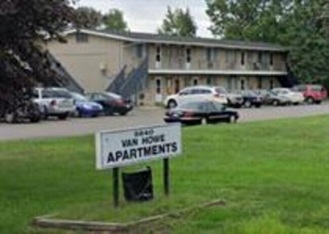 Building Photo - 5656 Howe Rd