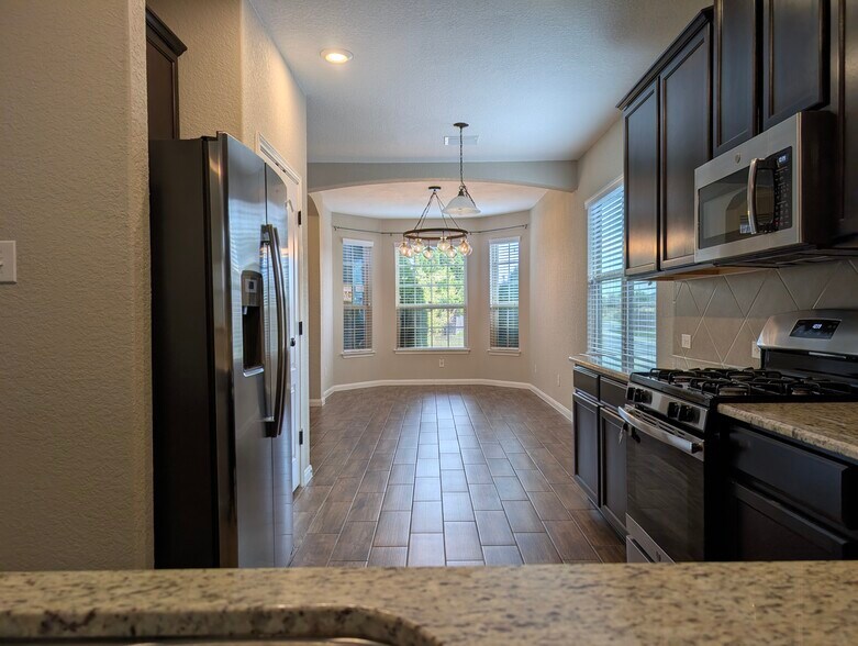 Building Photo - 13302 Frio Parke