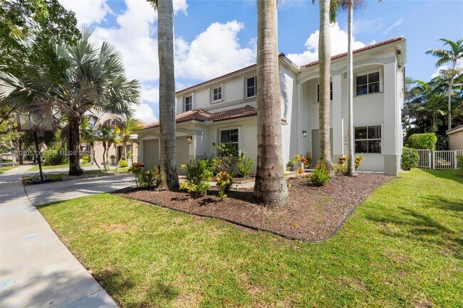 Building Photo - 932 Nandina Dr