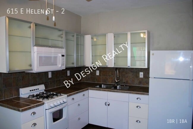 Building Photo - ALL UTILITIES INCLUDED - Updated Historic 1929 1 Bed 1 Bath Attached Bungalow