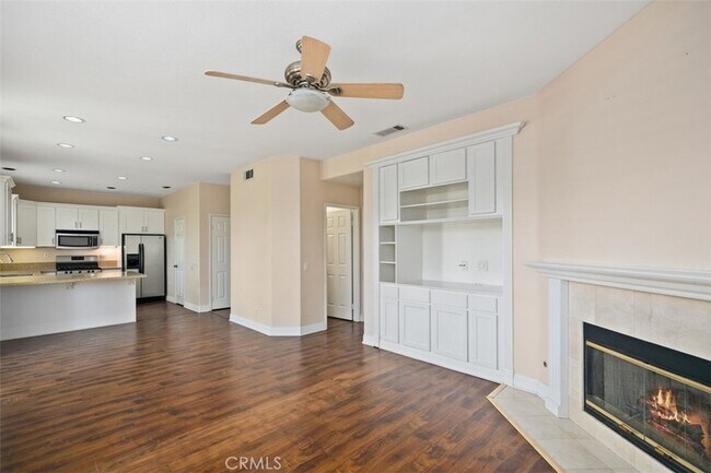 Building Photo - 9 Acorn Ridge