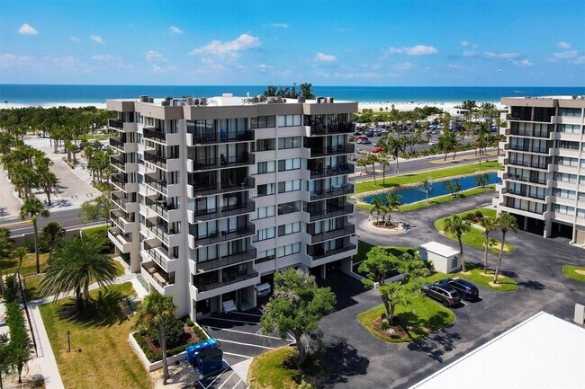 Building Photo - 1055 S Beach Rd