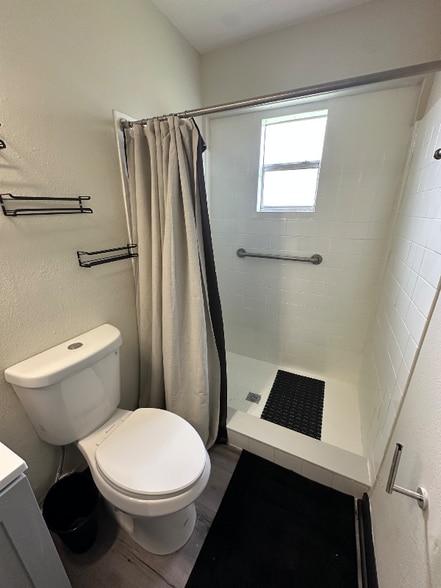 Building Photo - 8328 Cristobal Cir