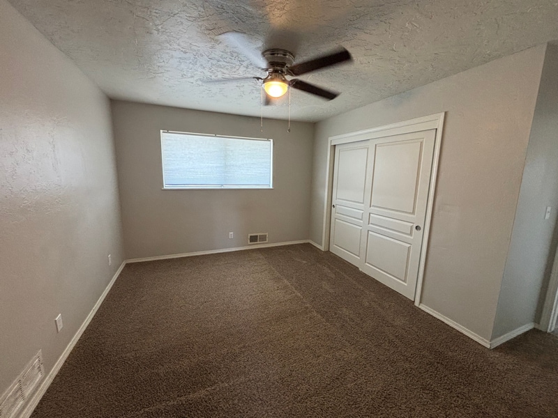 Building Photo - 23510 Rd 152