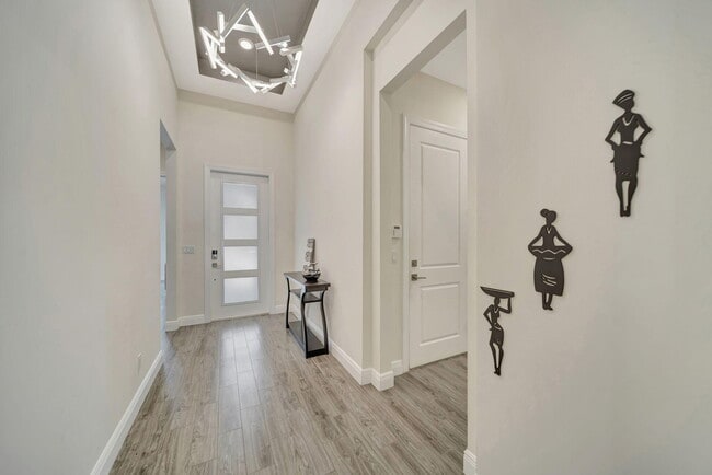 Building Photo - 8720 E Baypoint Cir