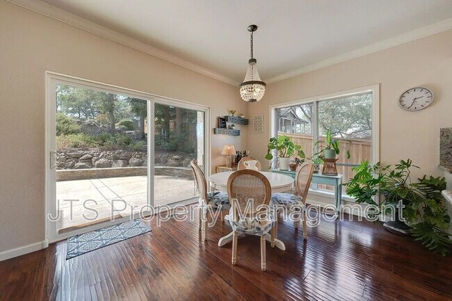 Building Photo - 4210 Mepham Ct