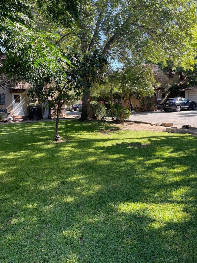 Building Photo - 2 Bedroom 1.75 Bathroom in Riverside