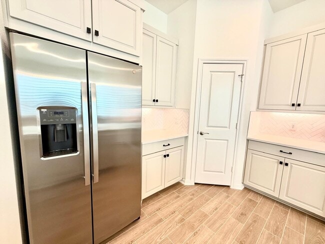 Building Photo - 159 W Coralburst Lp