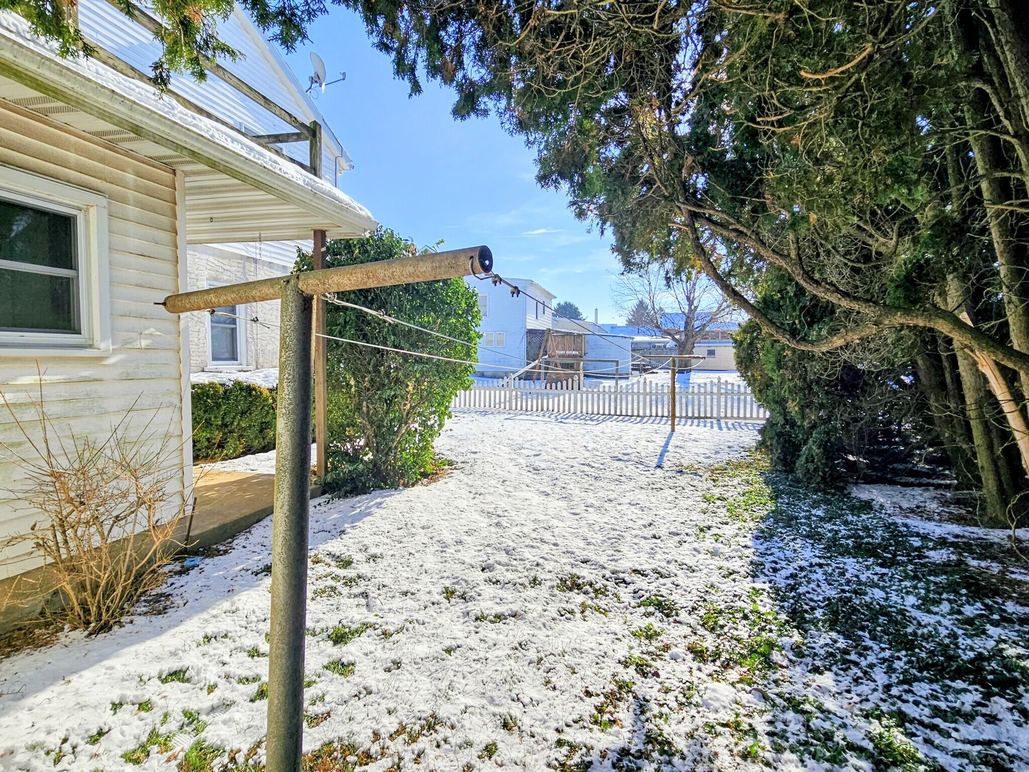 Building Photo - 334 Wissler Rd