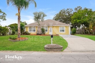 Building Photo - 1136 Delmar Terrace