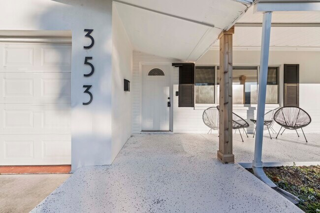 Building Photo - 353 Shirley Ave