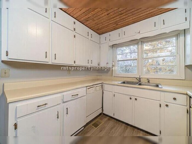 Building Photo - 1202 GA-124