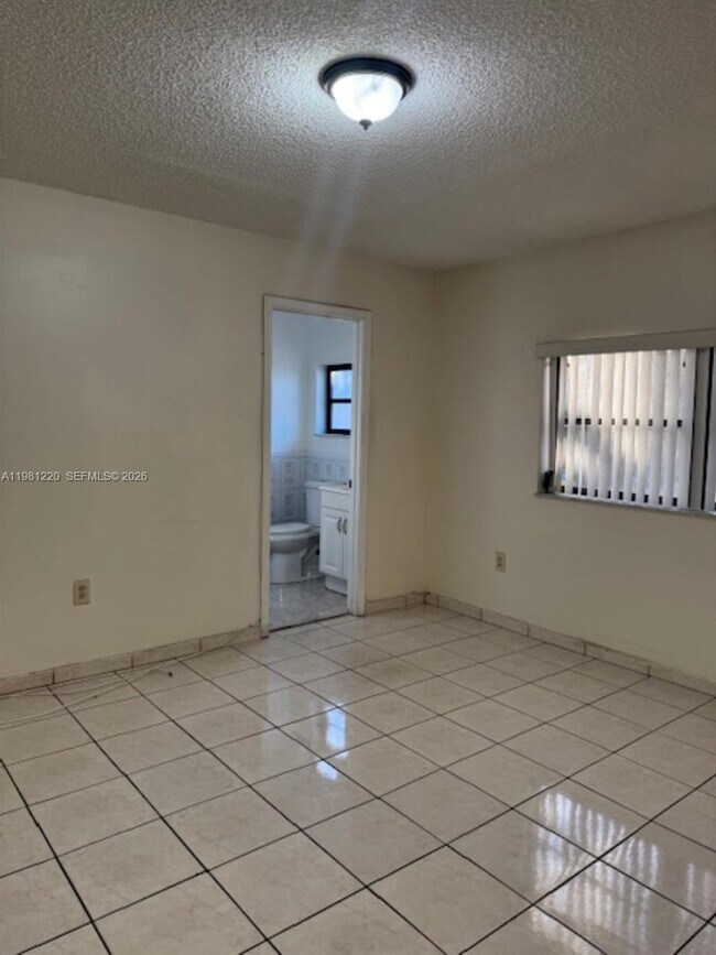 Building Photo - 4929 SW 139th Ct