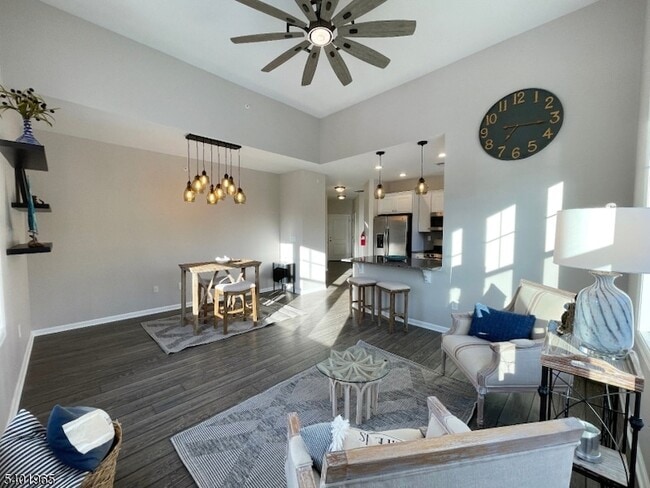 Building Photo - 5 W River Styx Rd