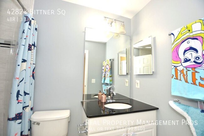 Building Photo - 42824 Bittner Square