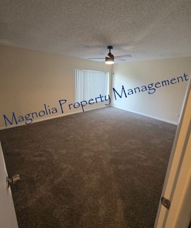 Building Photo - 4231 S Lake Orlando Pkwy