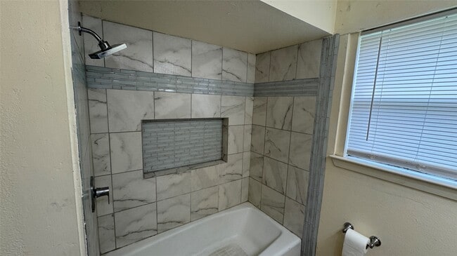 Building Photo - 2514 Rodney St