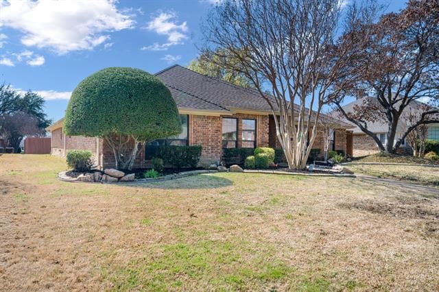 Building Photo - 1824 Huron Trail