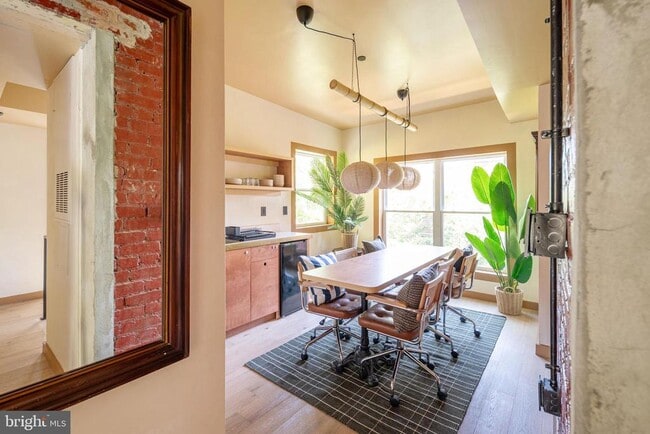 Building Photo - 2021 4th St NW