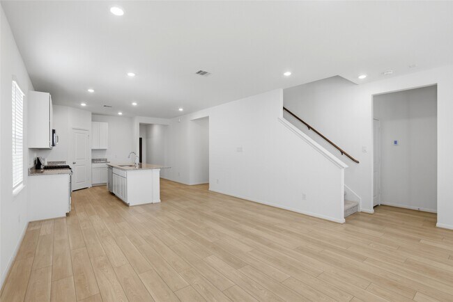 Building Photo - 21835 Canyon Moon Ln