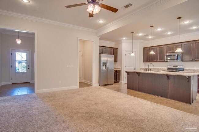 Building Photo - 4865 Spears St