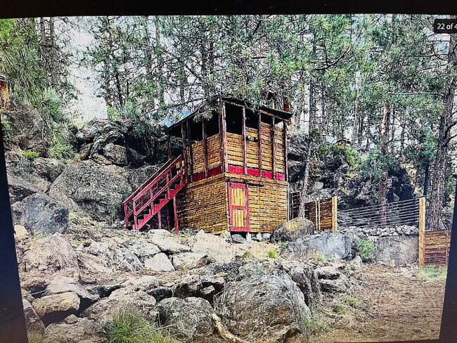 Building Photo - 19544 SW Century Dr