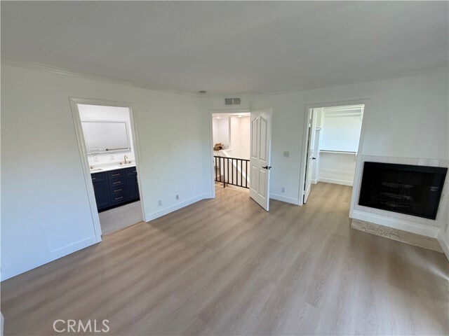 Building Photo - 5340 Las Virgenes Rd