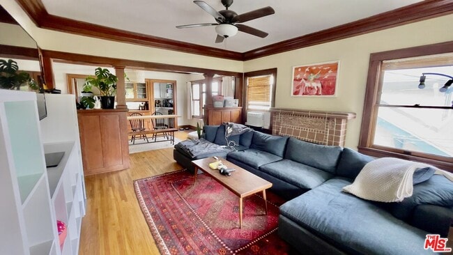 Building Photo - 1412 Calumet Ave