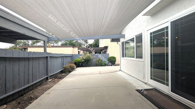 Building Photo - Light, Bright & Spacious 2-Story Home in t...