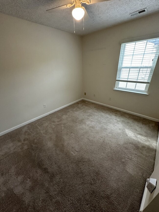 Building Photo - 3120 Slippery Elm Dr