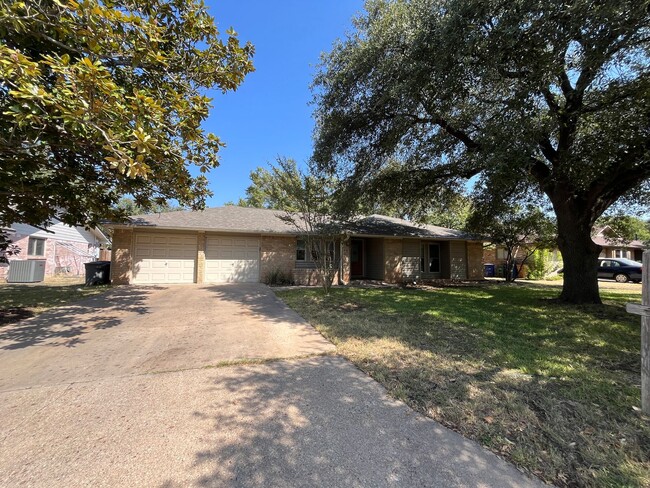 Primary Photo - Spacious 1-Story Home with Two Primary Suites