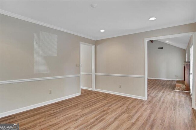 Building Photo - 2052 Old Forge Way