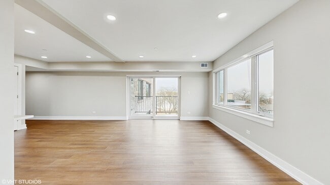 Building Photo - 550 Sheridan Square