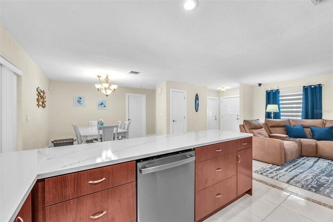 Building Photo - 1012 Spindle Palm Way