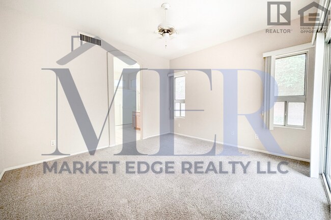 Building Photo - 3Bed/2Bath Home in 55+ Community in Peoria! $399 MOVE-IN SPECIAL! Ready for Immediate Move-In!