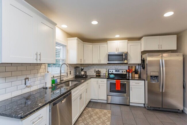 Building Photo - 2516 Gallatin Pike