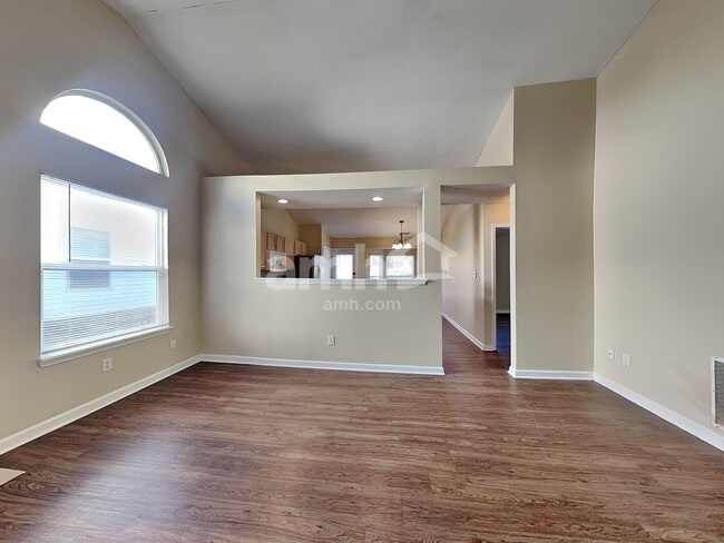 Building Photo - 12293 Driftstone Dr