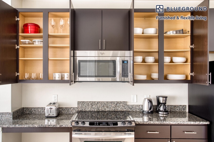 Building Photo - 360 H St NE