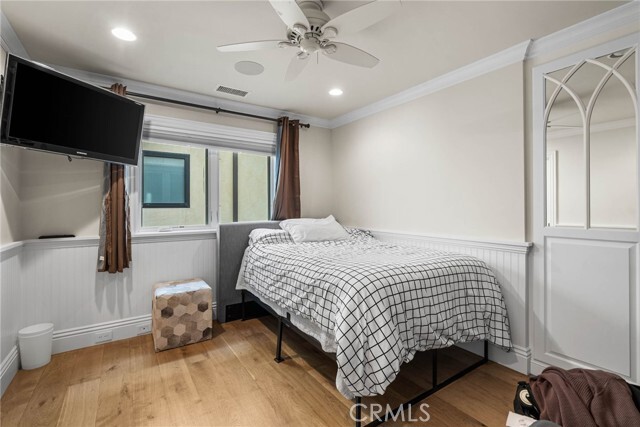 Building Photo - 7304 W Oceanfront