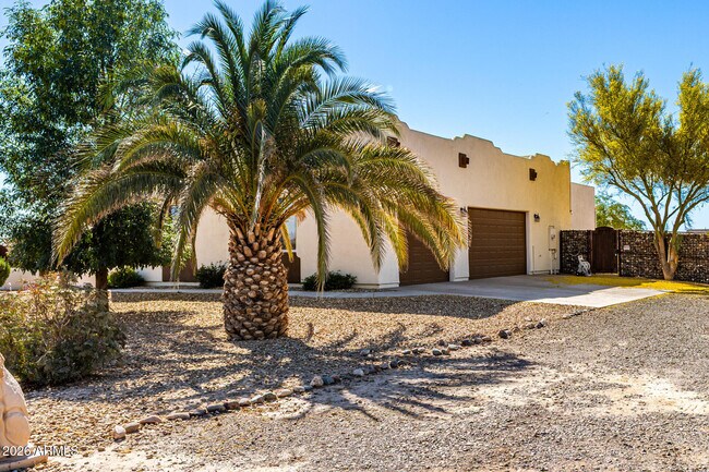 Building Photo - 15225 W Frontier Dr