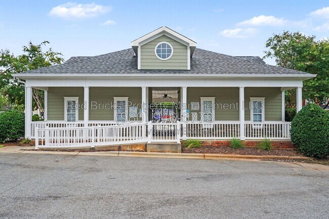 Building Photo - 4613 Tradd Cir