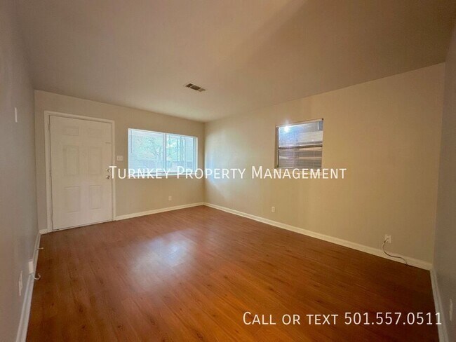 Building Photo - 5218 Nelbrook Dr