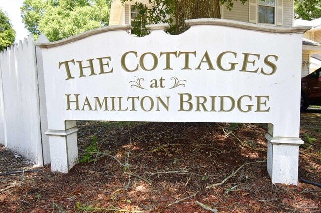 Building Photo - 6234 Cottage Woods Dr