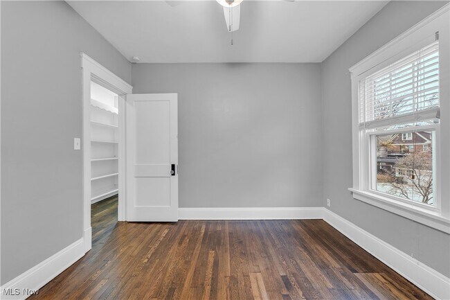 Building Photo - 9711 Clifton Blvd